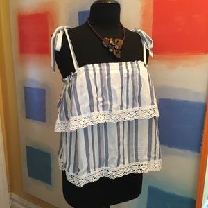 3️⃣Neiman Marcus Summer Top